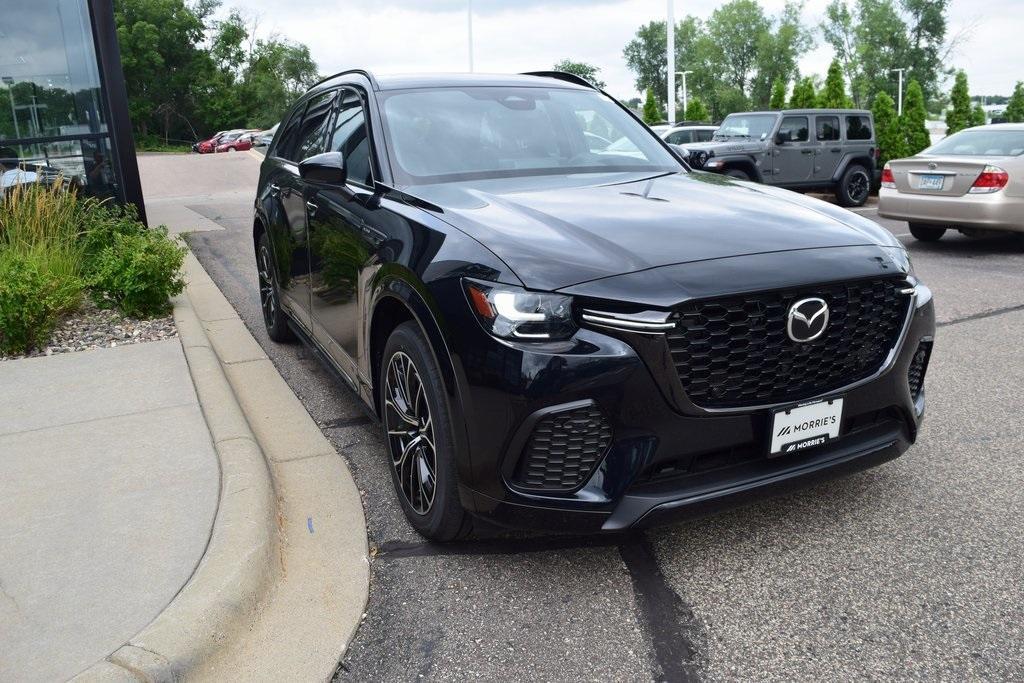 new 2025 Mazda CX-70 car