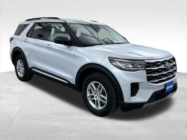 new 2025 Ford Explorer car, priced at $40,806