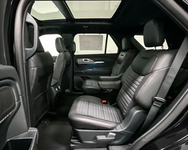 new 2025 Ford Explorer car, priced at $52,939