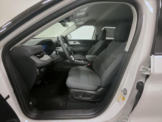 new 2025 Ford Explorer car, priced at $40,448