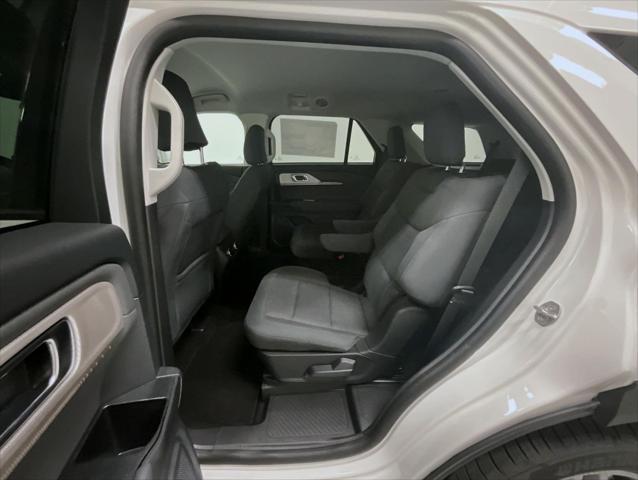 new 2025 Ford Explorer car, priced at $40,448