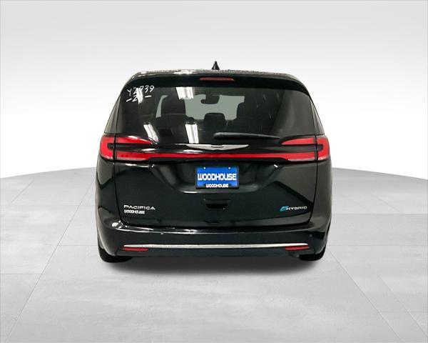 used 2023 Chrysler Pacifica Hybrid car, priced at $24,460