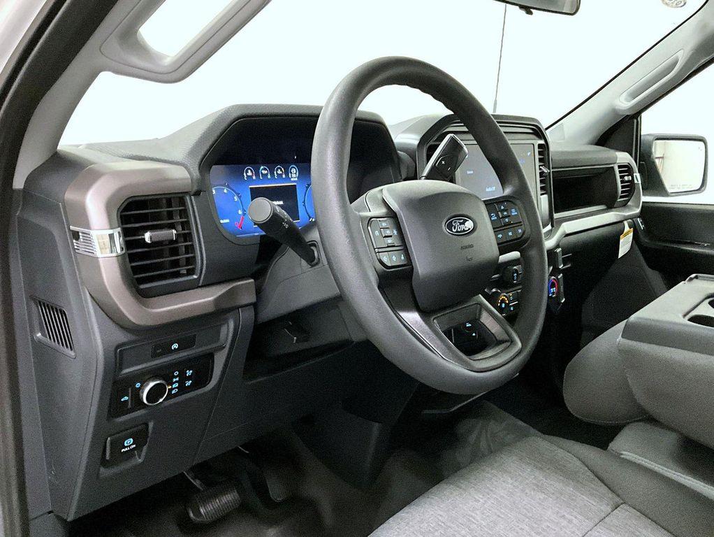 new 2025 Ford F-150 car, priced at $43,204