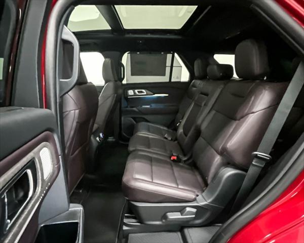 new 2025 Ford Explorer car, priced at $55,144