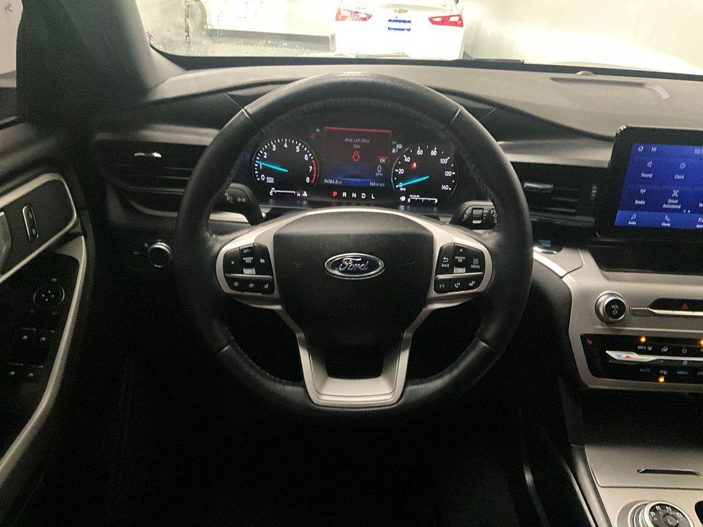 used 2022 Ford Explorer car, priced at $27,860