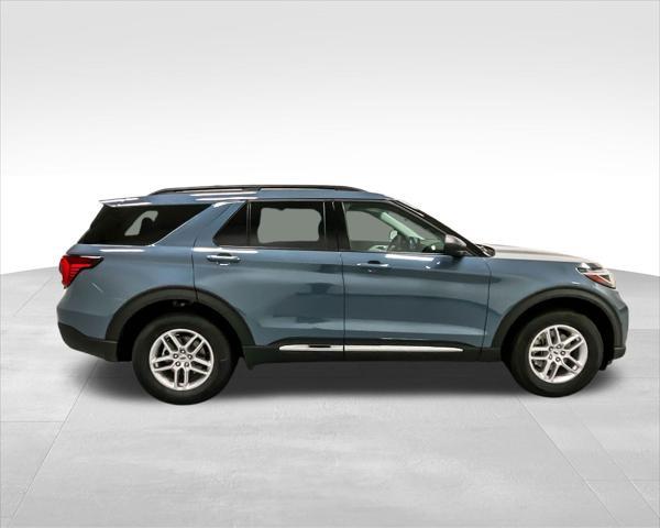 new 2025 Ford Explorer car, priced at $40,480