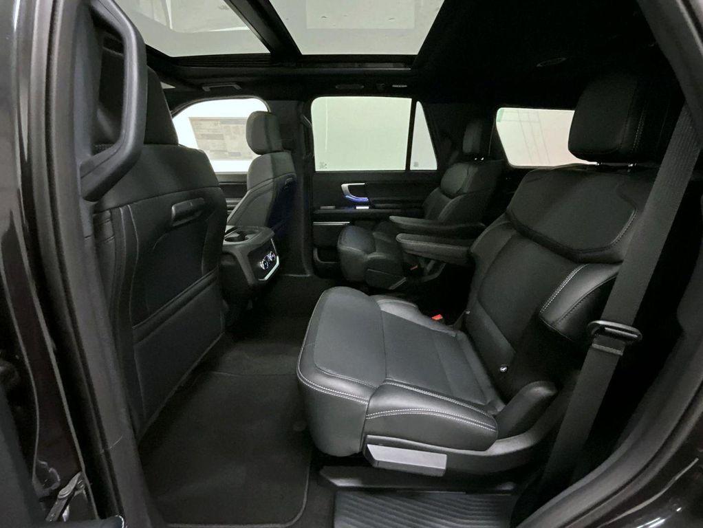 new 2025 Ford Expedition car, priced at $79,309
