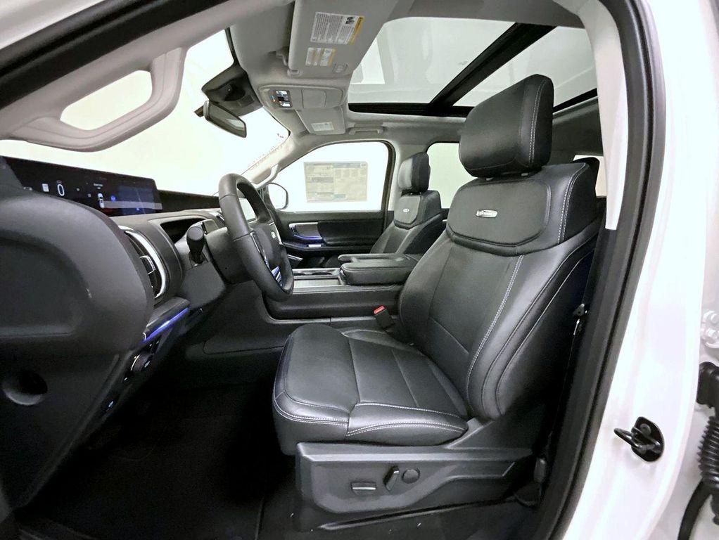 new 2025 Ford Expedition car, priced at $80,549