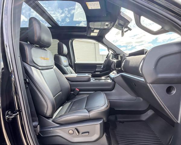 new 2025 Ford Expedition car, priced at $82,824