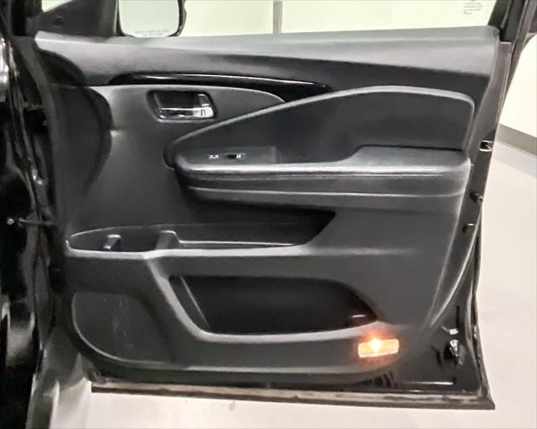 used 2020 Honda Pilot car, priced at $24,945