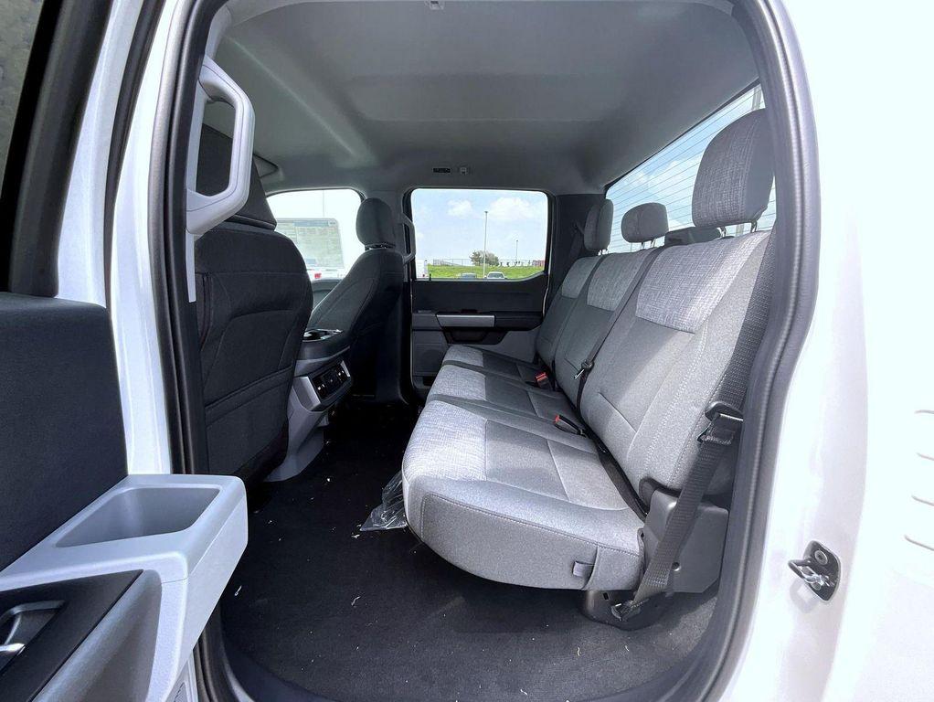 new 2025 Ford F-250 car, priced at $69,119
