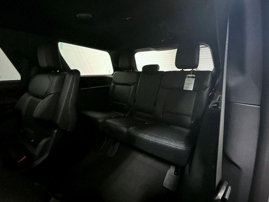 new 2025 Ford Expedition car, priced at $77,814