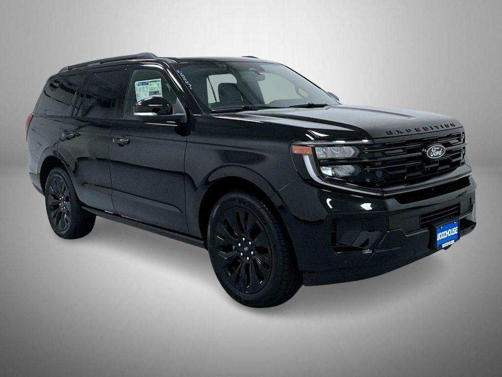 new 2025 Ford Expedition car, priced at $77,814