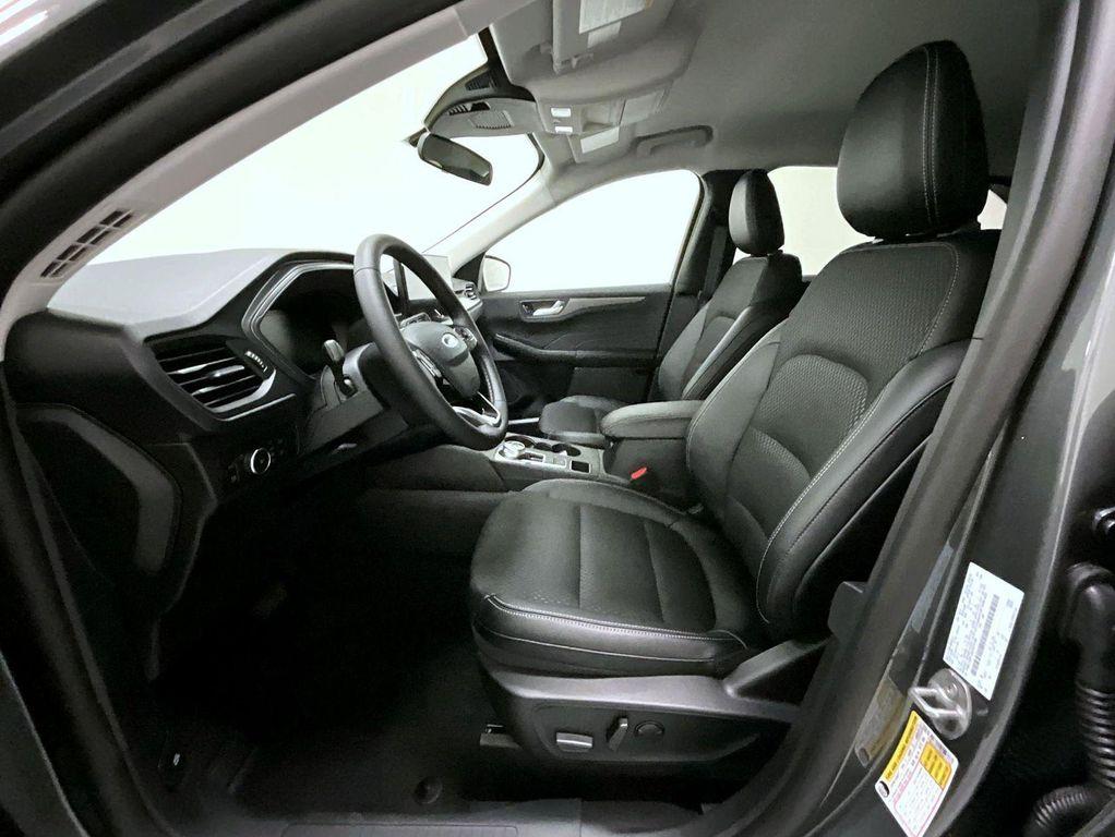 new 2025 Ford Escape PHEV car, priced at $29,694