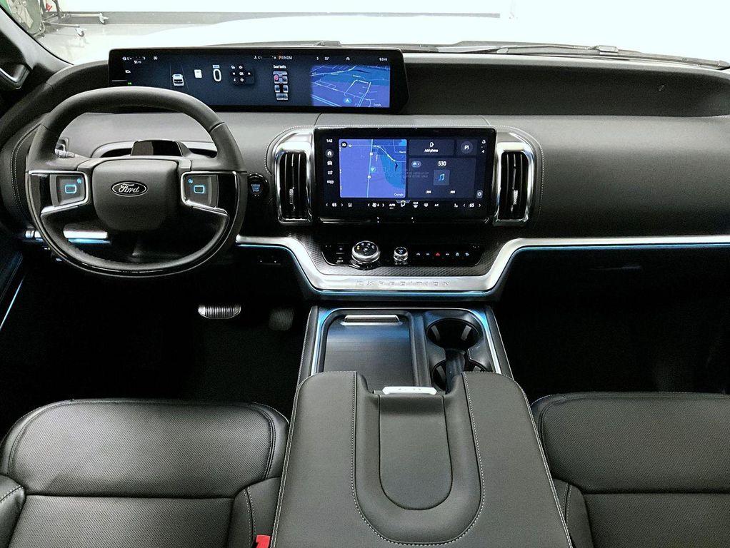 new 2025 Ford Expedition Max car, priced at $84,309