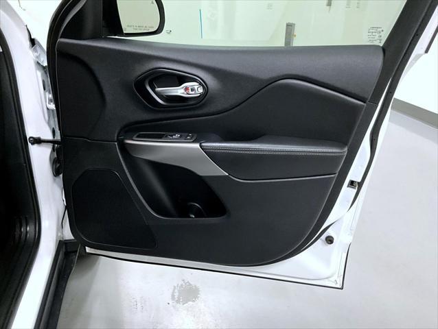 used 2022 Jeep Cherokee car, priced at $25,345