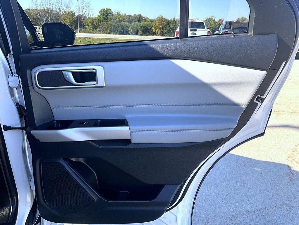 used 2022 Ford Explorer car, priced at $33,345