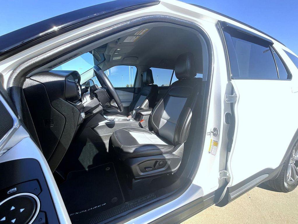 used 2022 Ford Explorer car, priced at $33,345