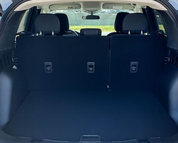 new 2025 Ford Escape car, priced at $30,544