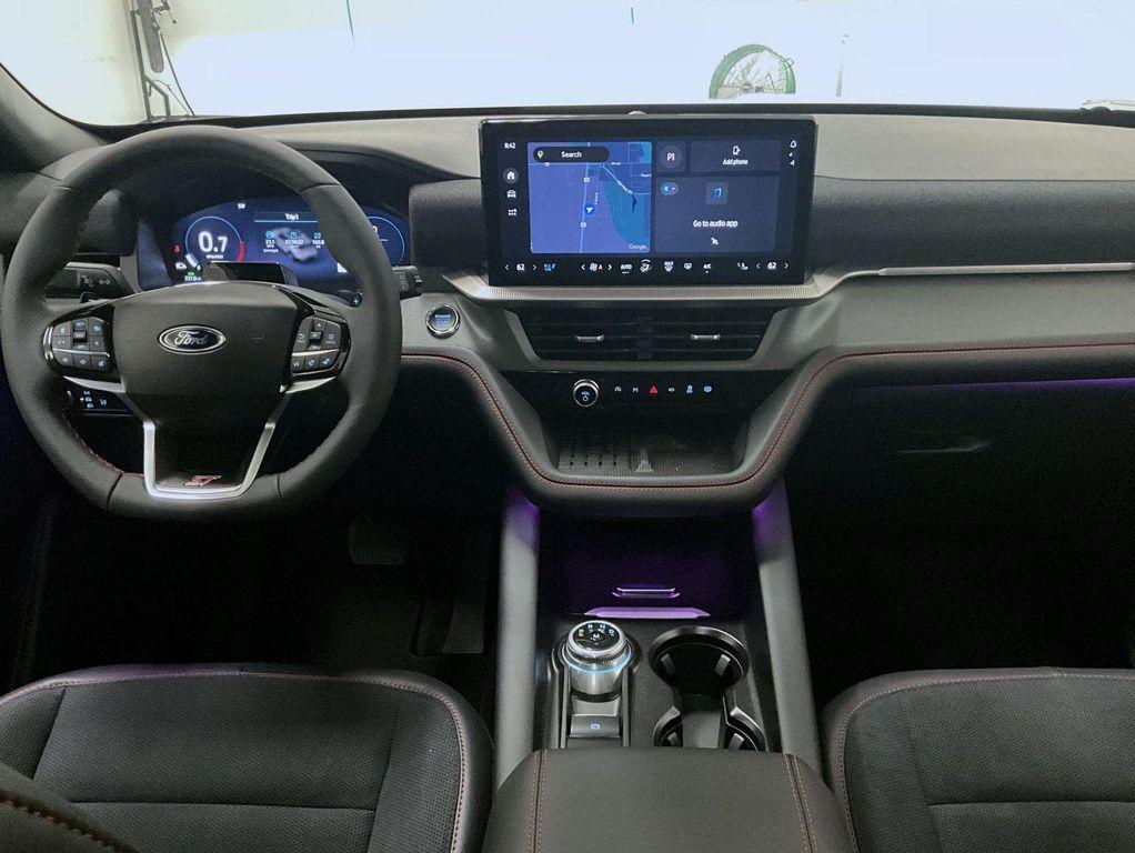 new 2025 Ford Explorer car, priced at $60,924