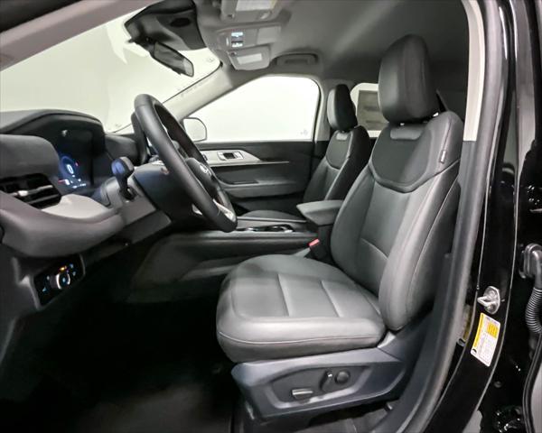 new 2025 Ford Explorer car, priced at $46,994