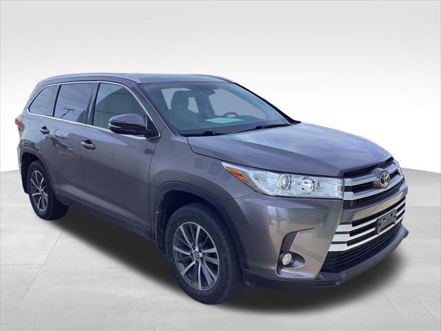 used 2019 Toyota Highlander car, priced at $28,945