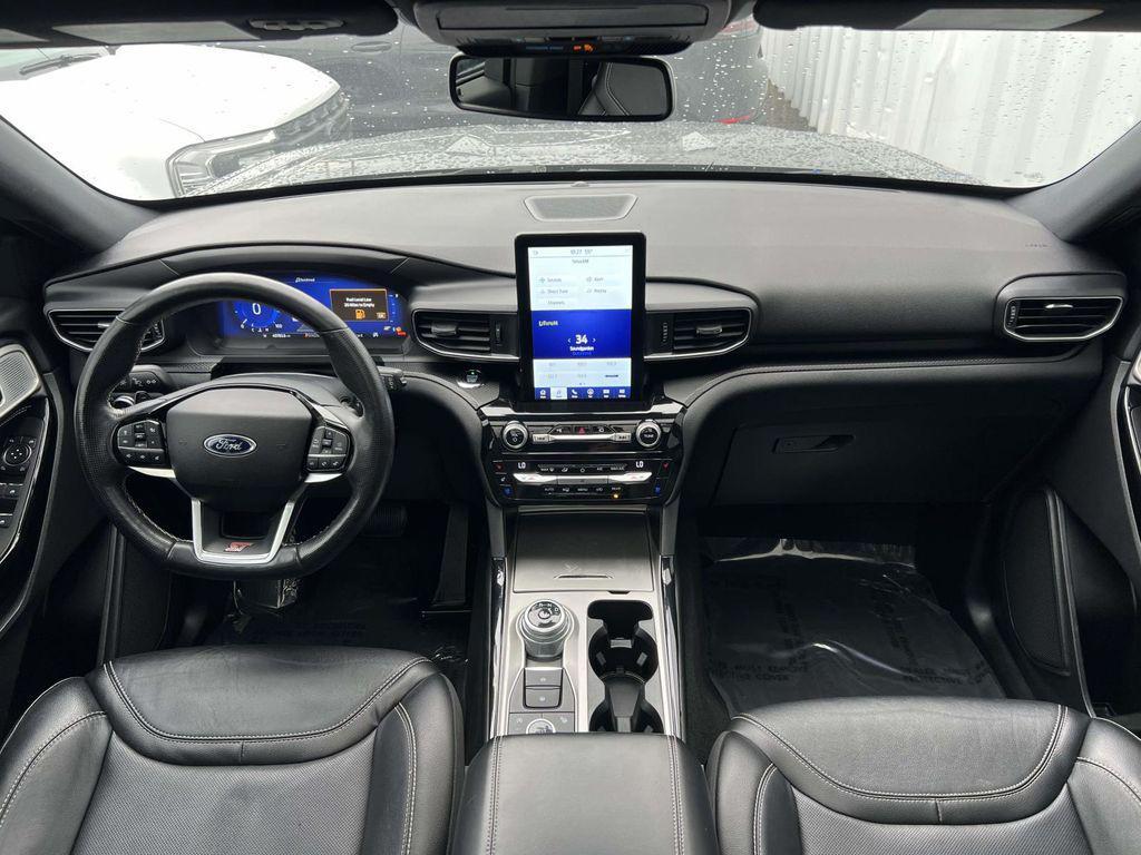 used 2021 Ford Explorer car, priced at $34,998