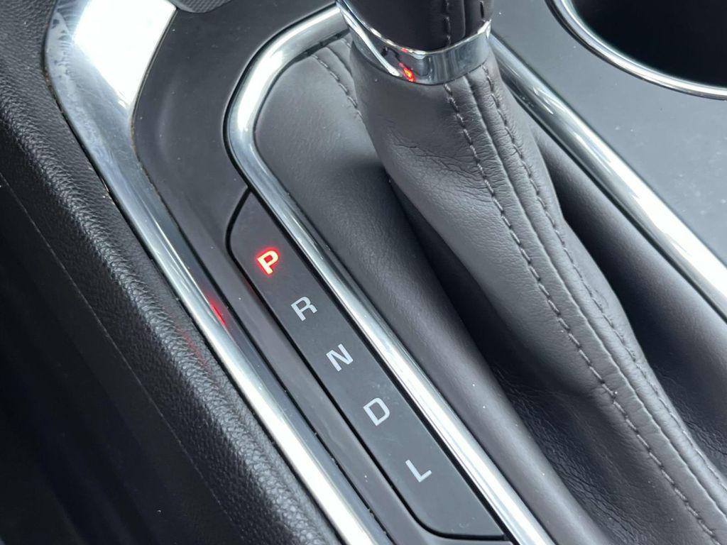 used 2020 Chevrolet Traverse car, priced at $18,888