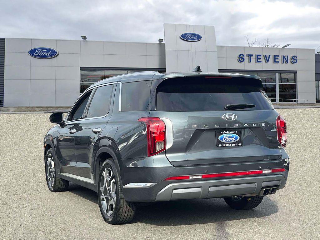 used 2023 Hyundai Palisade car, priced at $35,998