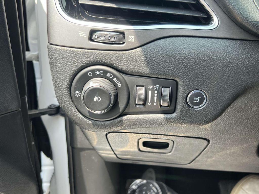 used 2019 Jeep Cherokee car, priced at $18,801