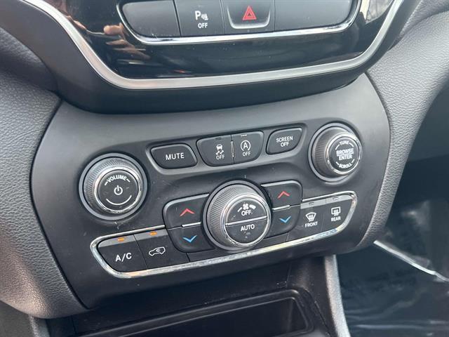 used 2019 Jeep Cherokee car, priced at $17,995