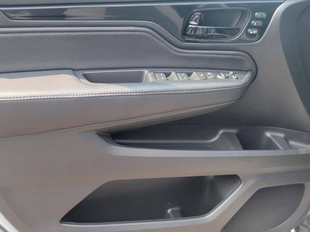 used 2023 Honda Odyssey car, priced at $36,998