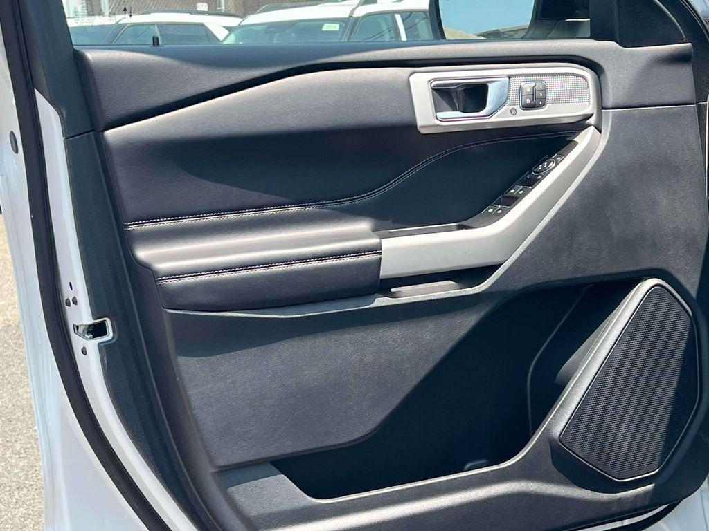 used 2022 Ford Explorer car, priced at $32,813