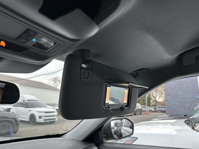 used 2024 Ford Explorer car, priced at $29,998