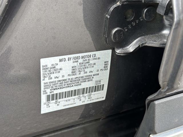 used 2024 Ford Explorer car, priced at $29,998