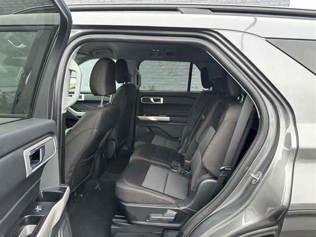 used 2024 Ford Explorer car, priced at $29,998