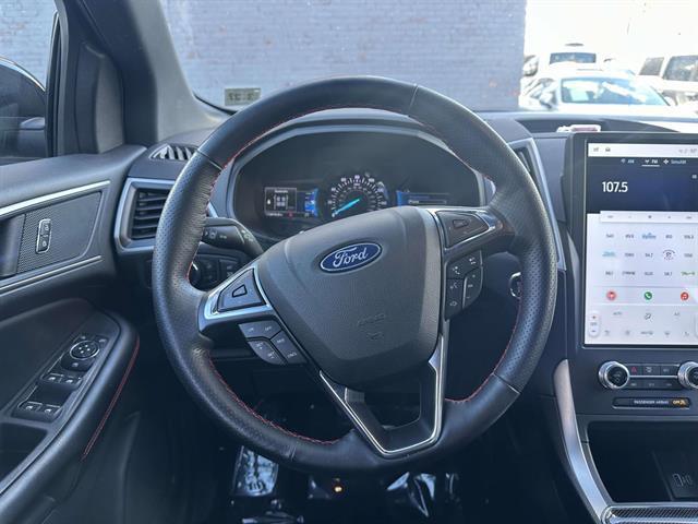 used 2022 Ford Edge car, priced at $28,998