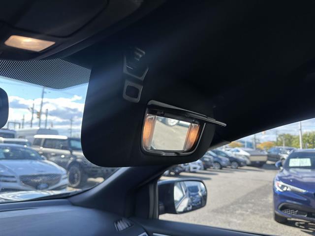 used 2022 Ford Edge car, priced at $28,998