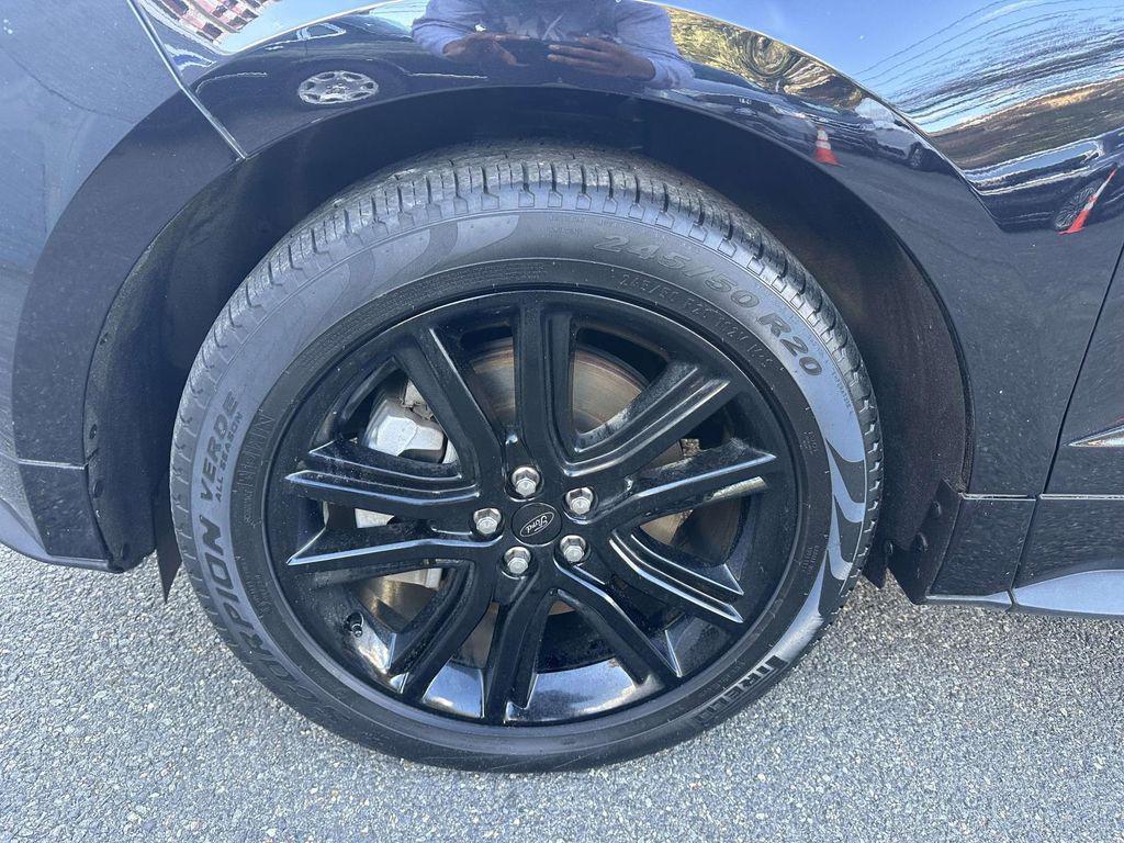 used 2022 Ford Edge car, priced at $28,998