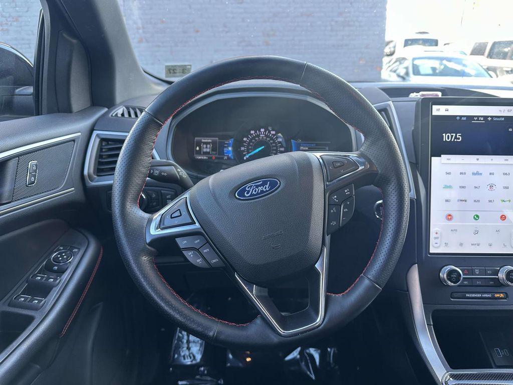 used 2022 Ford Edge car, priced at $28,998