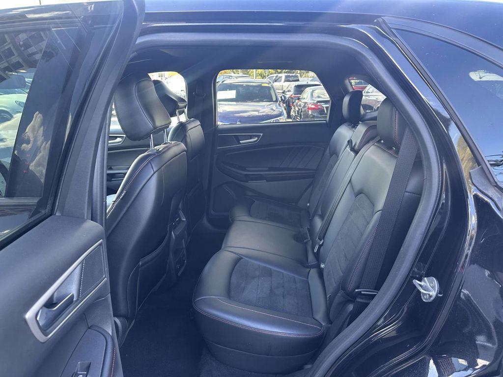 used 2022 Ford Edge car, priced at $28,998