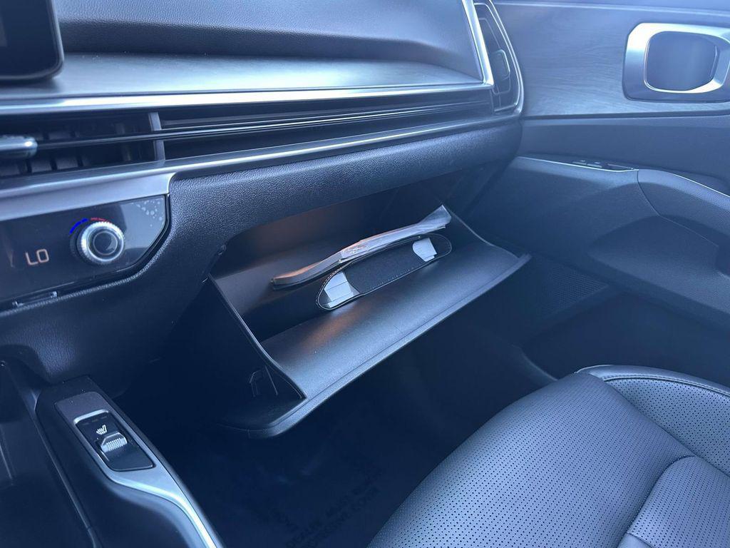 used 2024 Kia Sorento car, priced at $33,888