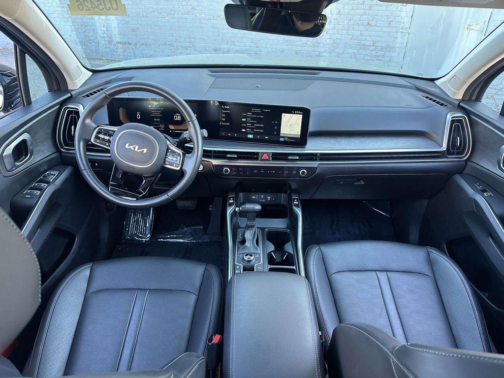 used 2024 Kia Sorento car, priced at $33,888