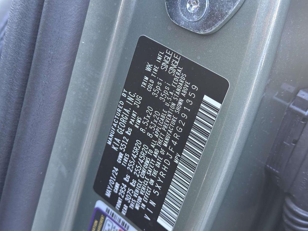 used 2024 Kia Sorento car, priced at $33,888