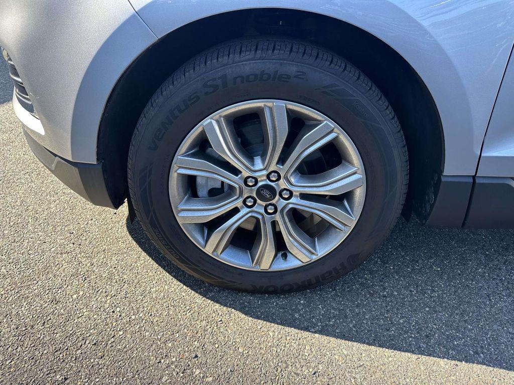 used 2024 Ford Edge car, priced at $30,998