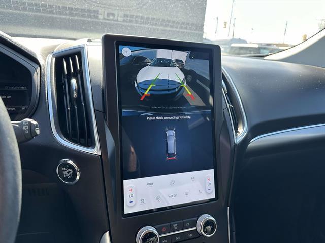 used 2024 Ford Edge car, priced at $30,998