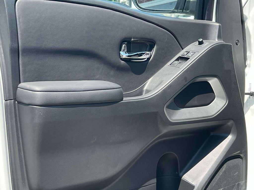 used 2025 Nissan Frontier car, priced at $31,998