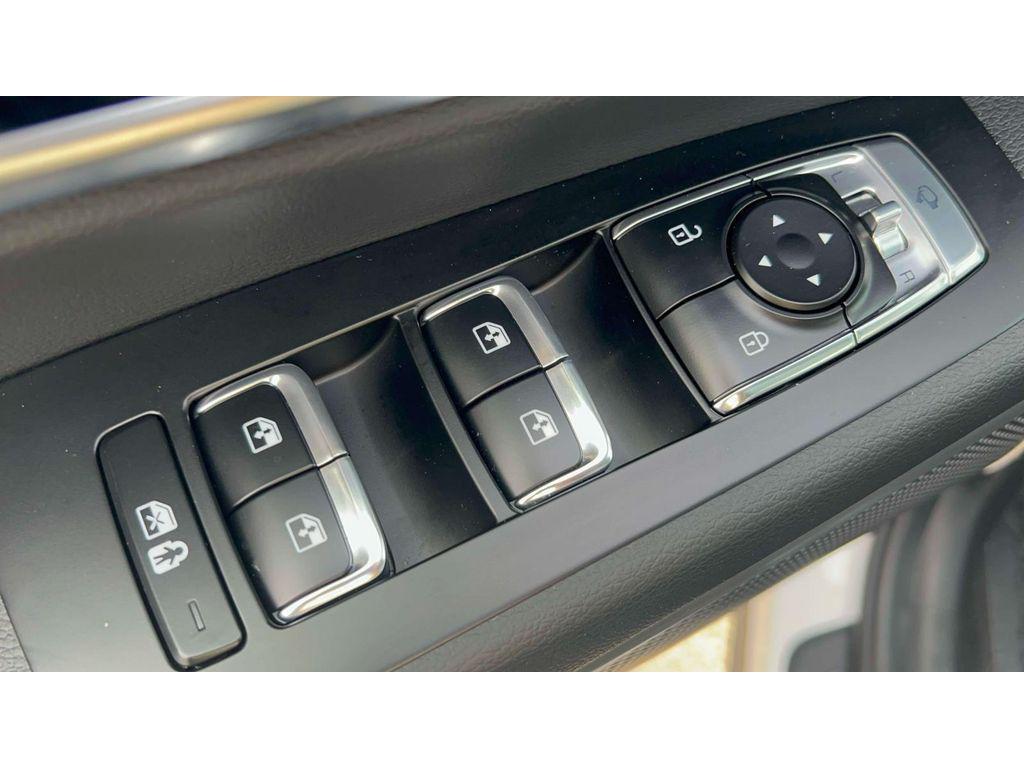 used 2025 Kia Telluride car, priced at $44,998