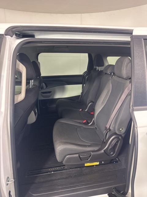 used 2022 Kia Carnival car, priced at $19,988