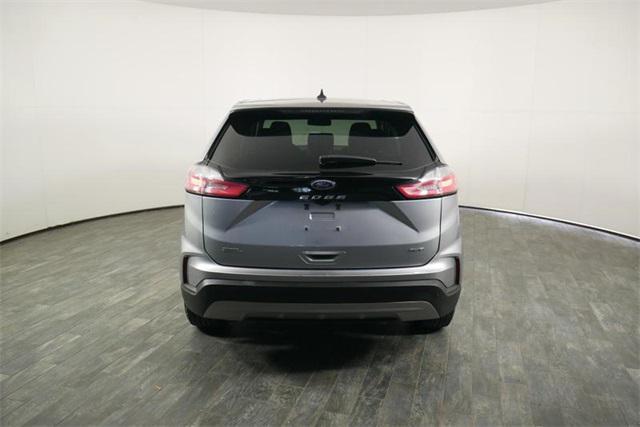 used 2022 Ford Edge car, priced at $18,888